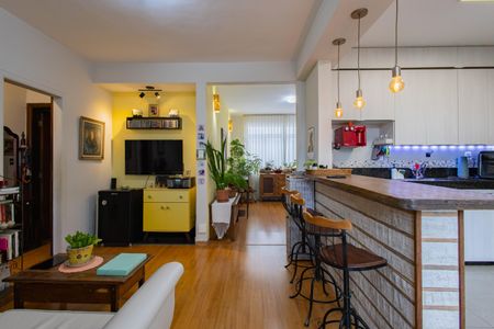 Apartamento à venda com 100m², 3 quartos e 2 vagasSala