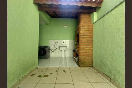 Casa à venda com 150m², 3 quartos e 4 vagas Casa à venda com 150m², 3 quartos e 4 vagasÁrea de Lazer