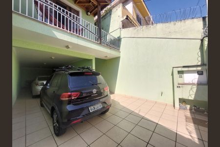 Casa à venda com 150m², 3 quartos e 4 vagas Casa à venda com 150m², 3 quartos e 4 vagasGaragem