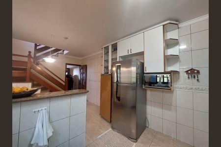 Casa à venda com 150m², 3 quartos e 4 vagas Casa à venda com 150m², 3 quartos e 4 vagasCozinha
