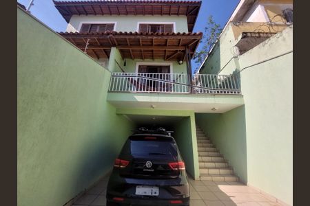 Casa à venda com 150m², 3 quartos e 4 vagas Casa à venda com 150m², 3 quartos e 4 vagasGaragem