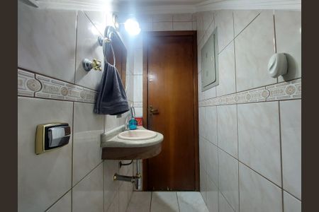 Casa à venda com 150m², 3 quartos e 4 vagas Casa à venda com 150m², 3 quartos e 4 vagasLavabo