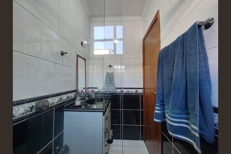 Casa à venda com 150m², 3 quartos e 4 vagas Casa à venda com 150m², 3 quartos e 4 vagasBanheiro Suíte 3