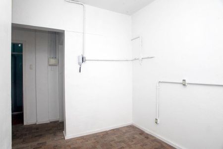 Apartamento à venda com 73m², 2 quartos e sem vagaSala