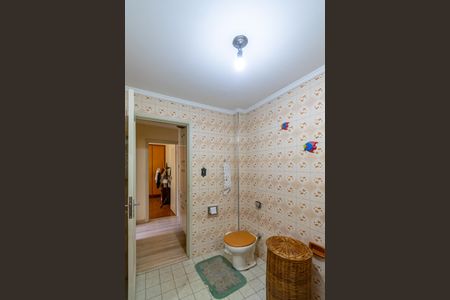 Casa à venda com 300m², 3 quartos e 3 vagas Casa à venda com 300m², 3 quartos e 3 vagasBanheiro Social