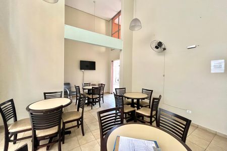 Apartamento à venda com 50m², 2 quartos e 1 vaga Apartamento à venda com 50m², 2 quartos e 1 vagaÁrea comum - Salão de festas