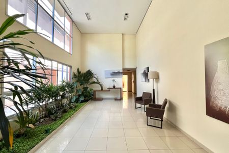 Apartamento à venda com 50m², 2 quartos e 1 vaga Apartamento à venda com 50m², 2 quartos e 1 vagaHall social