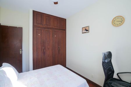 Apartamento à venda com 125m², 3 quartos e 2 vagasQuarto 2