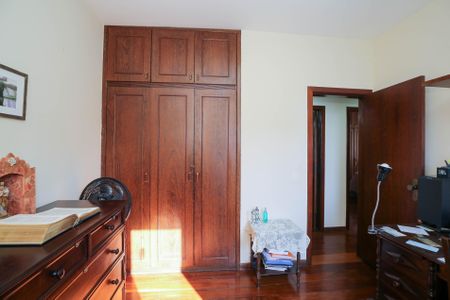 Apartamento à venda com 125m², 3 quartos e 2 vagasQuarto 1