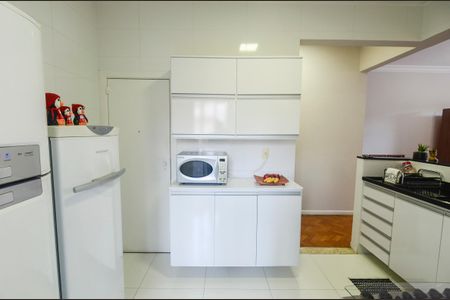 Apartamento à venda com 96m², 2 quartos e sem vaga Apartamento à venda com 96m², 2 quartos e sem vagaCozinha