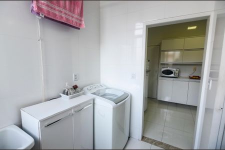 Apartamento à venda com 96m², 2 quartos e sem vaga Apartamento à venda com 96m², 2 quartos e sem vagaÁrea de Serviço