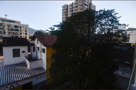 Apartamento à venda com 96m², 2 quartos e sem vaga Apartamento à venda com 96m², 2 quartos e sem vagaSala