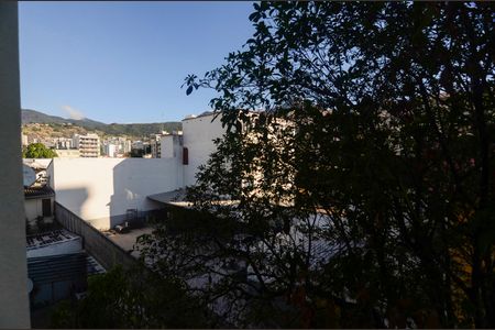 Apartamento à venda com 96m², 2 quartos e sem vaga Apartamento à venda com 96m², 2 quartos e sem vagaQuarto