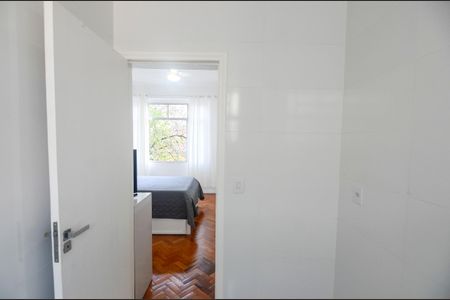Apartamento à venda com 96m², 2 quartos e sem vaga Apartamento à venda com 96m², 2 quartos e sem vagaBanheiro da Suíte