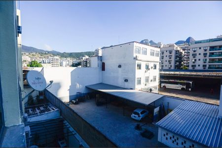 Apartamento à venda com 96m², 2 quartos e sem vaga Apartamento à venda com 96m², 2 quartos e sem vagaSala