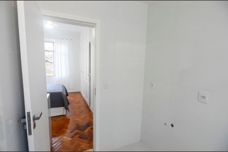 Apartamento à venda com 96m², 2 quartos e sem vaga Apartamento à venda com 96m², 2 quartos e sem vagaBanheiro da Suíte