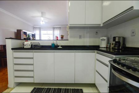 Apartamento à venda com 96m², 2 quartos e sem vaga Apartamento à venda com 96m², 2 quartos e sem vagaCozinha