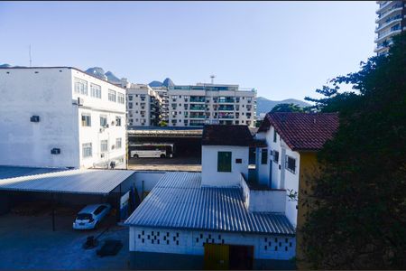 Apartamento à venda com 96m², 2 quartos e sem vaga Apartamento à venda com 96m², 2 quartos e sem vagaSala