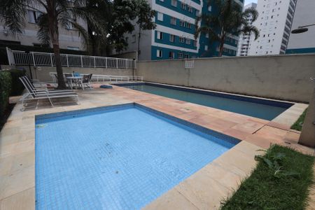 Apartamento à venda com 45m², 2 quartos e 1 vagaÁrea comum - Piscina