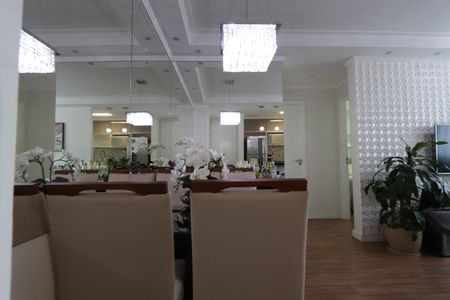 Apartamento à venda com 45m², 2 quartos e 1 vagaSala de Jantar