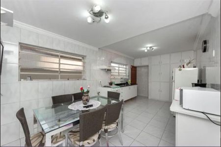 Casa à venda com 120m², 2 quartos e 2 vagas