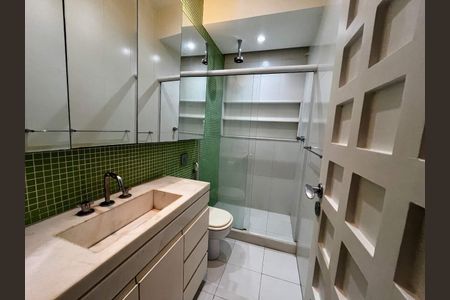 Casa à venda com 208m², 4 quartos e 1 vaga