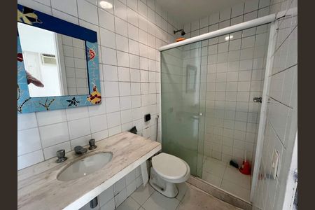 Casa à venda com 208m², 4 quartos e 1 vaga
