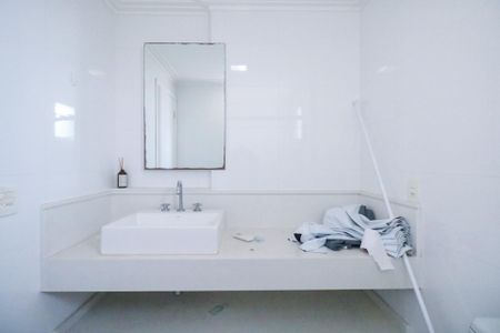 Apartamento à venda com 170m², 3 quartos e 2 vagasBanheiro da Suíte