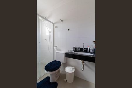 Casa de condomínio à venda com 64m², 2 quartos e 1 vaga Casa de condomínio à venda com 64m², 2 quartos e 1 vagaBanheiro