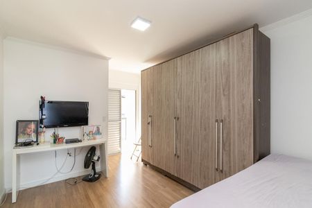 Casa à venda com 120m², 3 quartos e 2 vagasSuíte 1