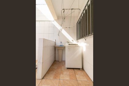 Casa à venda com 120m², 3 quartos e 2 vagasÁrea de Serviço