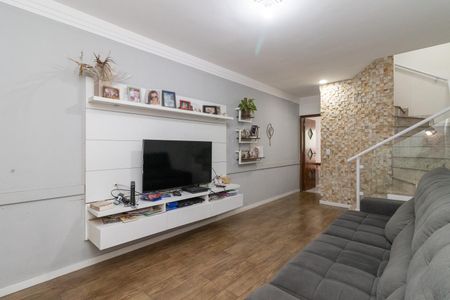 Casa à venda com 120m², 3 quartos e 2 vagasSala