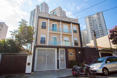 Casa de condomínio para alugar com 72m², 1 quarto e 1 vaga Casa de condomínio para alugar com 72m², 1 quarto e 1 vagaFachada