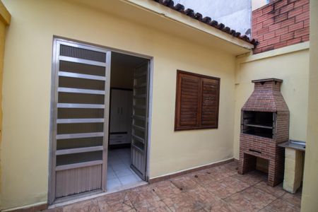 Casa à venda com 101m², 2 quartos e 2 vagas Casa à venda com 101m², 2 quartos e 2 vagasChurrasqueira