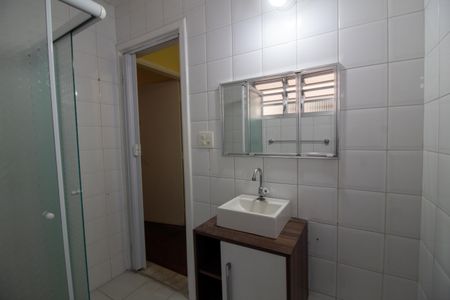 Casa à venda com 101m², 2 quartos e 2 vagas Casa à venda com 101m², 2 quartos e 2 vagasBanheiro Social