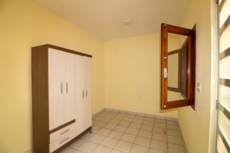 Casa à venda com 101m², 2 quartos e 2 vagas Casa à venda com 101m², 2 quartos e 2 vagasQuarto de Serviço