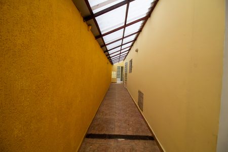 Casa à venda com 101m², 2 quartos e 2 vagas Casa à venda com 101m², 2 quartos e 2 vagasCorredor