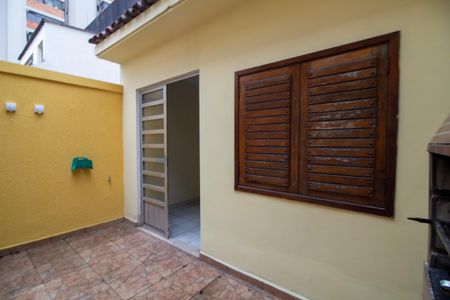 Casa à venda com 101m², 2 quartos e 2 vagas Casa à venda com 101m², 2 quartos e 2 vagasChurrasqueira