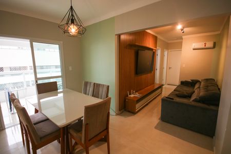 Sala de apartamento para alugar com 2 quartos, 114m² em Maracanã, Praia Grande