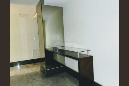 Apartamento à venda com 75m², 2 quartos e 1 vagaÁrea comum