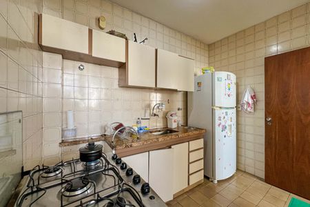 Apartamento à venda com 75m², 2 quartos e 1 vagaCozinha - Armários