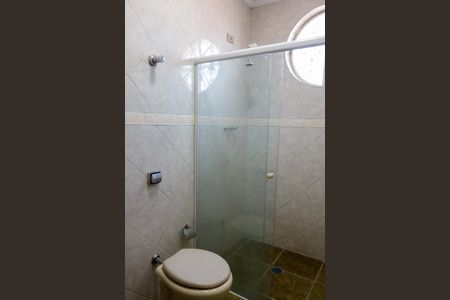 Casa à venda com 340m², 5 quartos e 6 vagas Casa à venda com 340m², 5 quartos e 6 vagasBanheiro Social