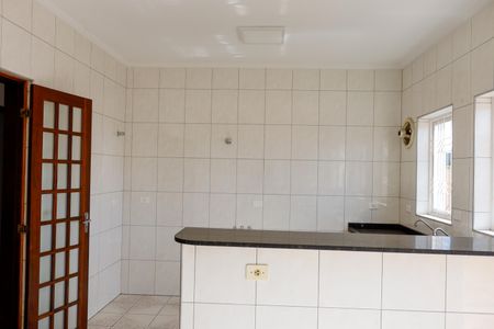 Casa à venda com 340m², 5 quartos e 6 vagas Casa à venda com 340m², 5 quartos e 6 vagasCozinha