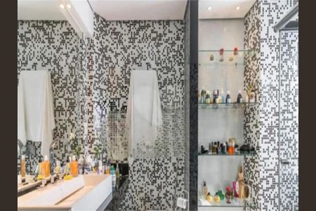 Apartamento à venda com 200m², 3 quartos e sem vaga