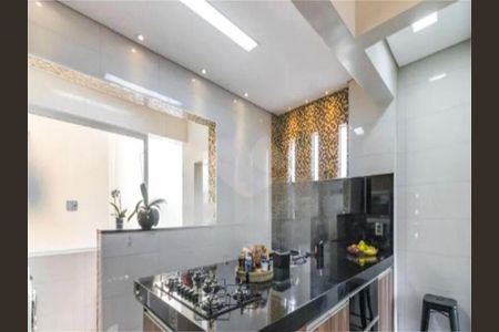 Apartamento à venda com 200m², 3 quartos e sem vaga