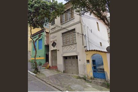 Casa à venda com 227m², 3 quartos e 2 vagas