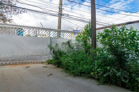 Casa à venda com 240m², 3 quartos e 5 vagas