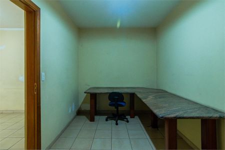 Casa à venda com 240m², 3 quartos e 5 vagas