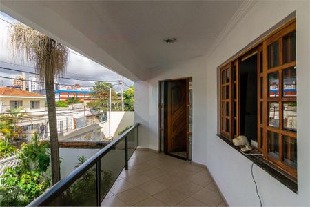 Casa à venda com 240m², 3 quartos e 5 vagas