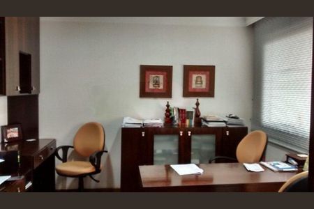 Apartamento para alugar com 250m², 4 quartos e 3 vagas